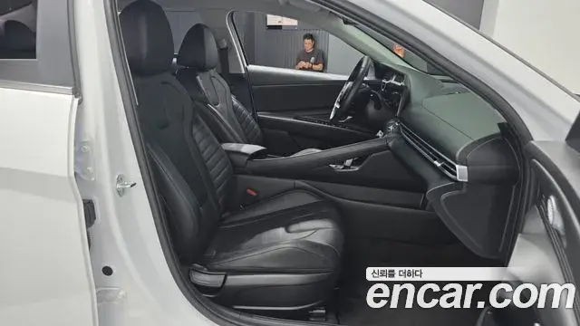 Hyundai The New Avante Hybrid 2022 — Şəkil 4/20
