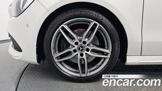 Mercedes-Benz CLA-Class 2018 — ფოტო 19/20