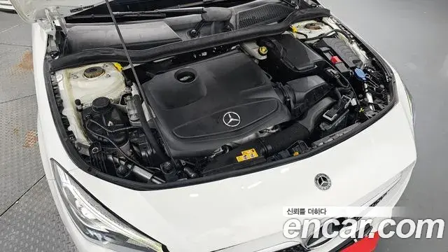 Mercedes-Benz CLA-Class 2018 — ფოტო 2/20