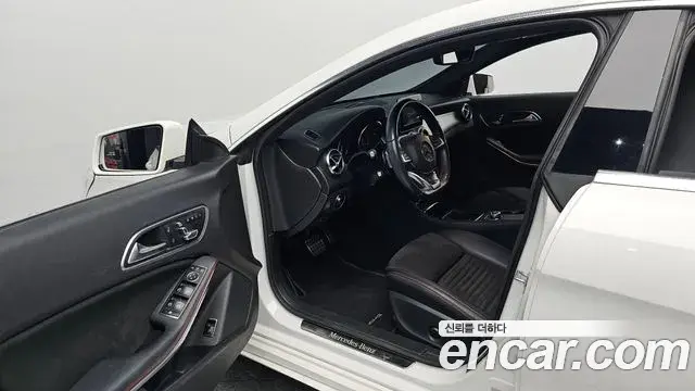 Mercedes-Benz CLA-Class 2018 — ფოტო 20/20