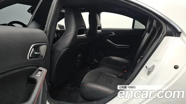 Mercedes-Benz CLA-Class 2018 — ფოტო 13/20