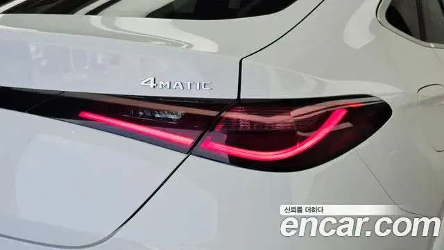 Mercedes-Benz GLC-Class 2024 — Şəkil 15/37