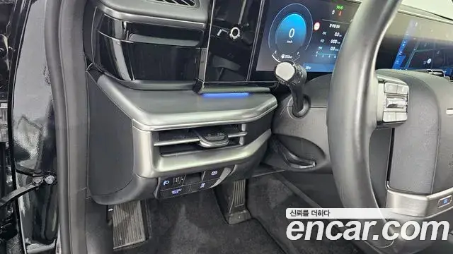 Hyundai Grandeur Hybrid 2023 — Şəkil 30/32