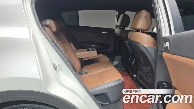 Kia Sportage The Bold 2018 — Фото 19/20