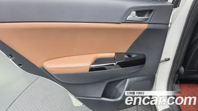 Kia Sportage The Bold 2018 — Photo 22/32