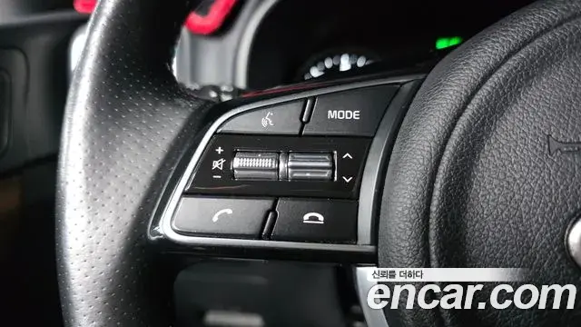 Kia Sportage The Bold 2018 — Photo 13/32