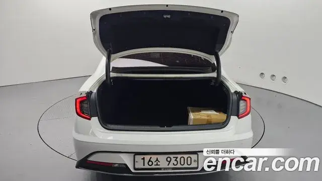 Hyundai Sonata Hybrid 2019 — ფოტო 4/20