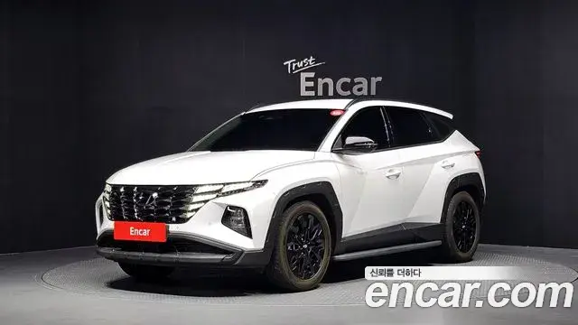 Hyundai Tucson Hybrid 2023 — Photo 13/34