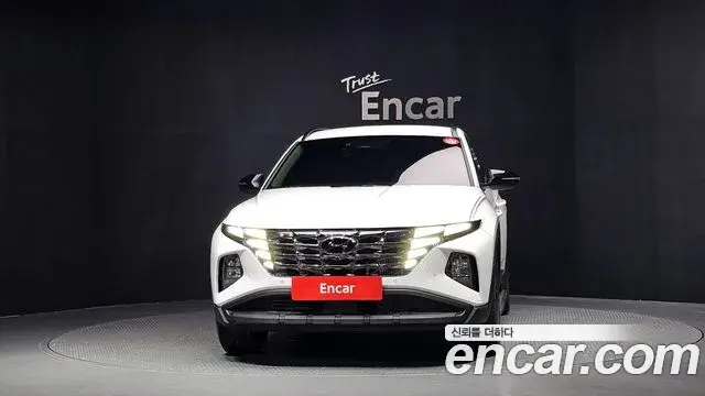 Hyundai Tucson Hybrid 2023 — Photo 26/34