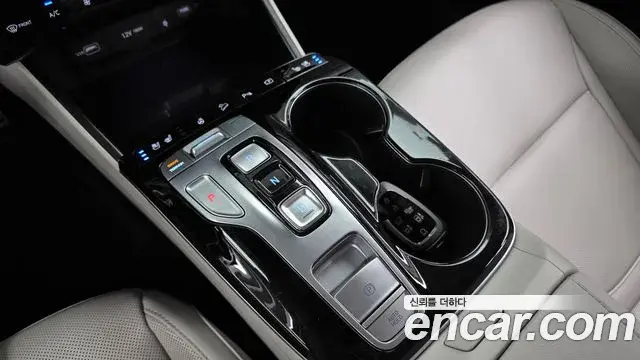 Hyundai Tucson Hybrid 2023 — Photo 30/34
