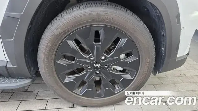 Hyundai Tucson Hybrid 2023 — Photo 17/34
