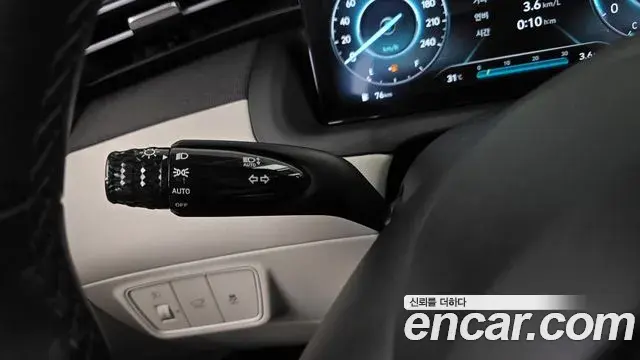 Hyundai Tucson Hybrid 2023 — Photo 23/34