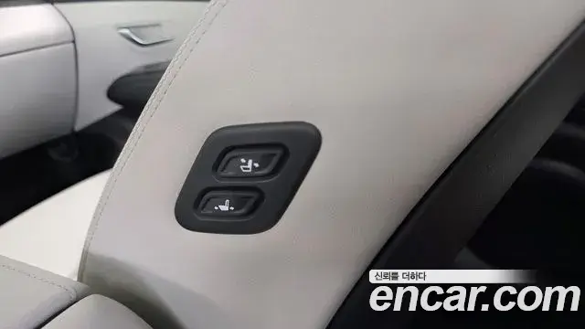 Hyundai Tucson Hybrid 2023 — Photo 24/34