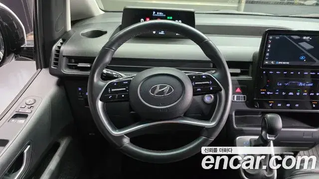 Hyundai Staria 2022 — Фото 12/20