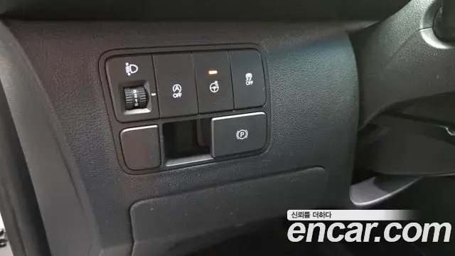 Hyundai Staria 2022 — Фото 14/20