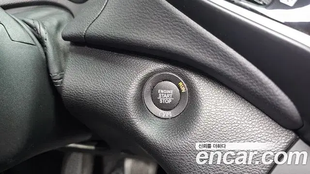 Jeep Cherokee 2021 — Photo 3/34
