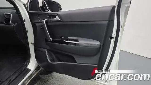 Kia Sportage The Bold 2019 — Photo 24/32