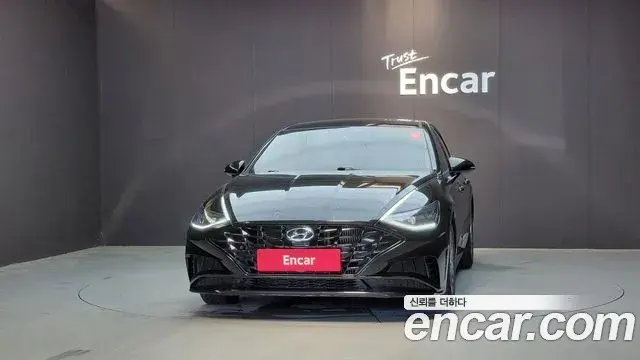 Hyundai Sonata Hybrid 2021 — Şəkil 19/30
