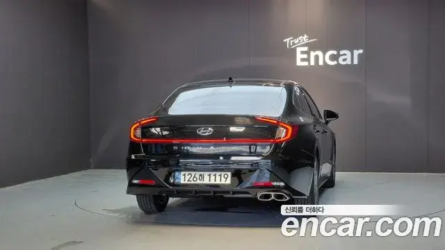 Hyundai Sonata Hybrid 2021 — Şəkil 26/30