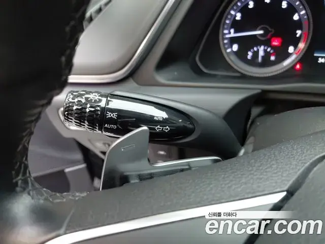 Hyundai Sonata Hybrid 2021 — Şəkil 24/30