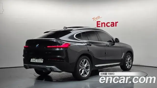 BMW X4 2020 — Фото 2/20