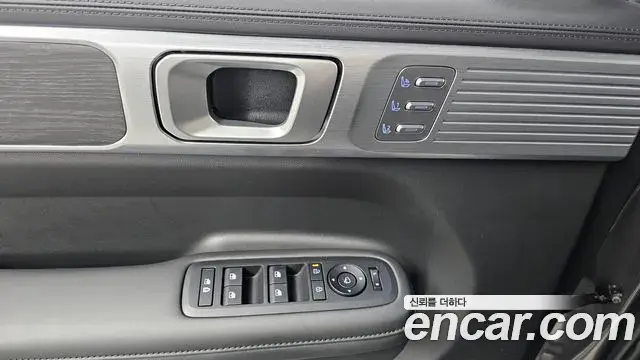 Hyundai Santa Fe 2023 — Фото 20/20