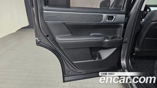 Hyundai Santa Fe 2023 — Şəkil 13/31