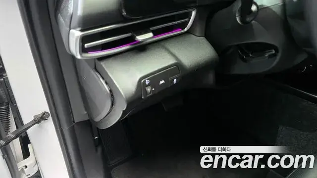 Hyundai The New Avante Hybrid 2022 — ფოტო 24/31