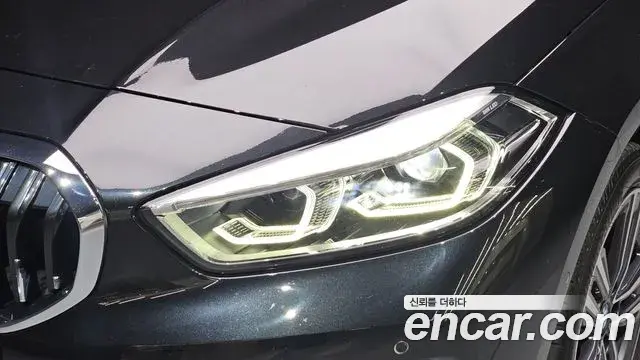 BMW 1 Series 2022 — ფოტო 10/30