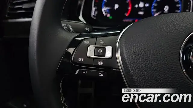 Volkswagen Jetta 2021 — ფოტო 15/35