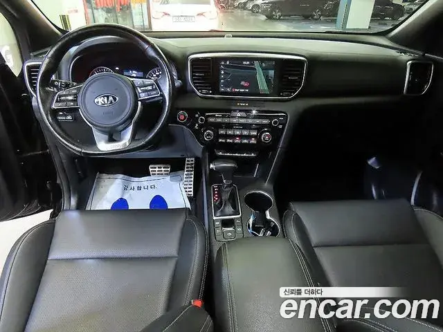 Kia Sportage The Bold 2020 — ფოტო 11/20
