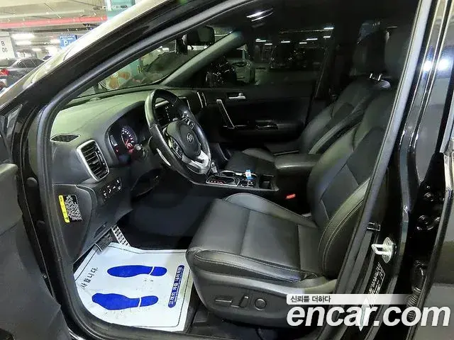 Kia Sportage The Bold 2020 — ფოტო 2/20