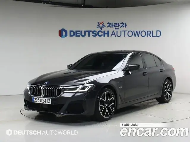 BMW 5 Series 2023 — Фото 1/20