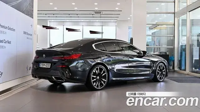 BMW 8 Series 2022 — Şəkil 3/20