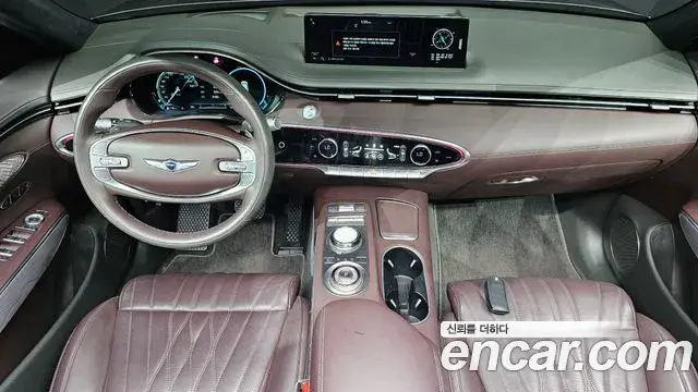 Genesis GV70 2023 — Photo 20/34