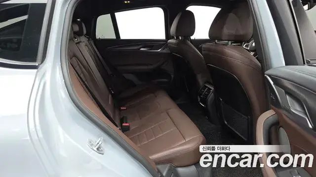 BMW X4 2025 — ფოტო 20/38