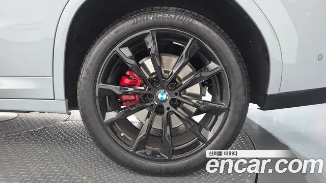 BMW X4 2025 — ფოტო 1/38