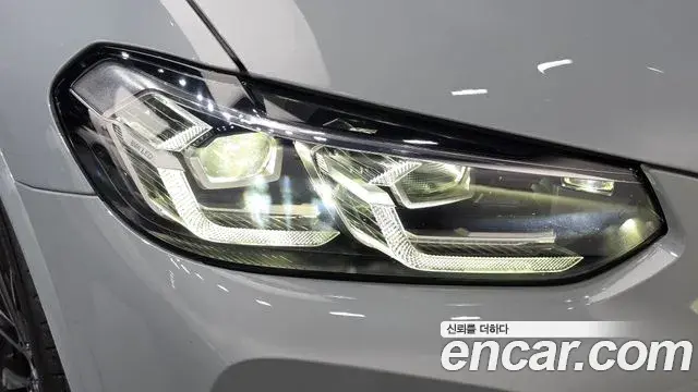 BMW X4 2025 — ფოტო 30/38