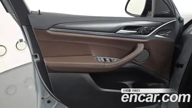 BMW X4 2025 — ფოტო 38/38