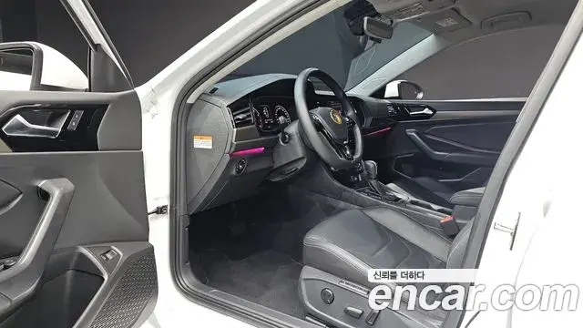Volkswagen Jetta 2020 — Şəkil 9/31