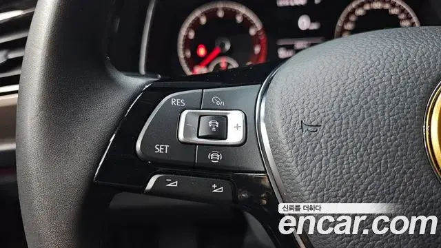 Volkswagen Jetta 2020 — Şəkil 8/31