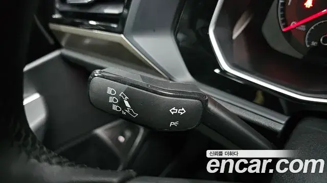 Volkswagen Jetta 2020 — Şəkil 11/31