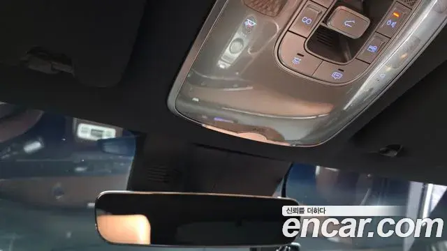 Genesis GV70 2021 — ფოტო 22/34