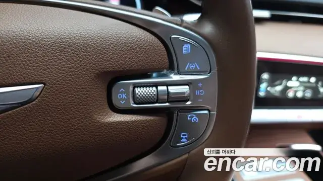 Genesis GV70 2021 — ფოტო 16/34