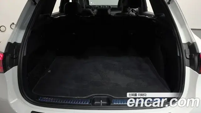 Mercedes-Benz GLC-Class 2025 — Şəkil 11/20