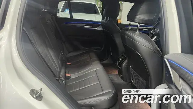 BMW X4 2025 — Şəkil 18/20