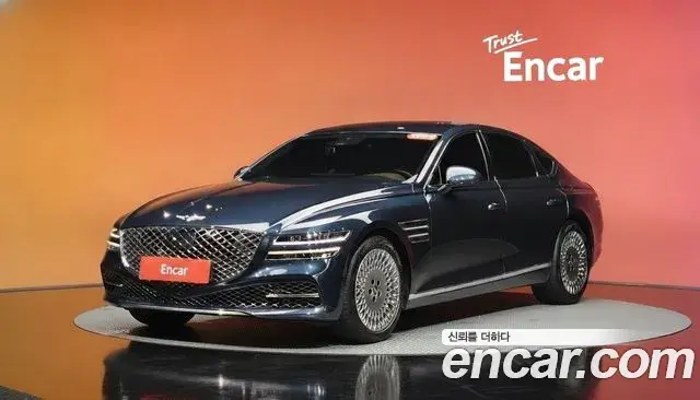 Genesis Electrified G80 2023 — Фото 1/20