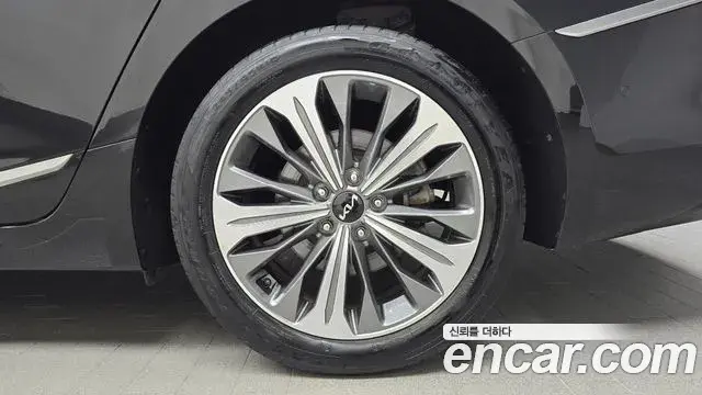 Kia K8 2023 — Photo 20/34
