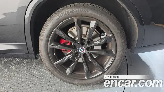 BMW X4 2025 — Photo 3/38