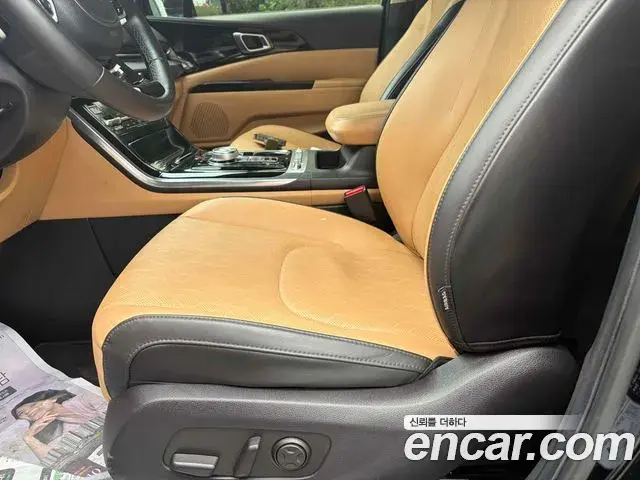 Kia Carnival 2020 — Фото 10/20